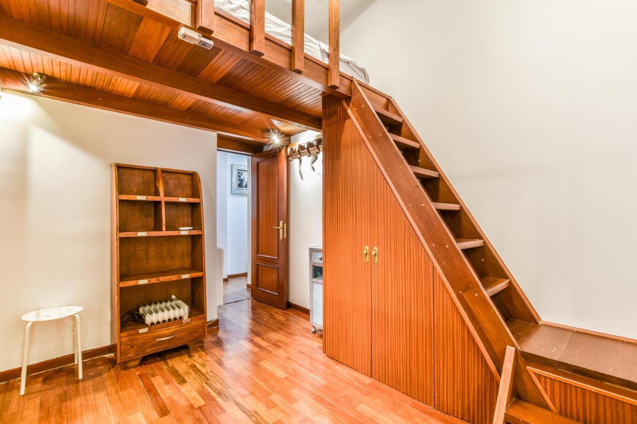 Апартаменты Apartamento Puente De Segovia Мадрид Экстерьер фото